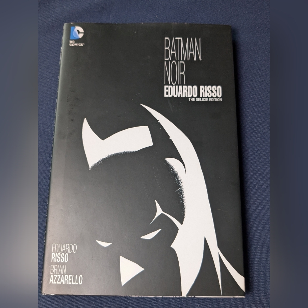BATMAN NOIR DELUXE EDITION EDUARDO RISSO DUST JACKET DC COMIC BOOK GRAPHIC